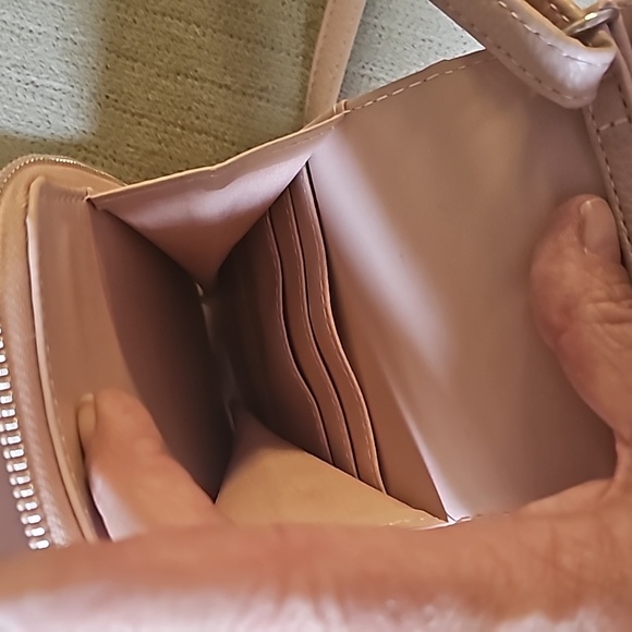 Payless Shoe Source Crossbody Purse - Picture 7 of 10